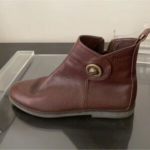 GB Bravo Leather Low Heel Ankle Boots
Burgundy Red Brown size 6